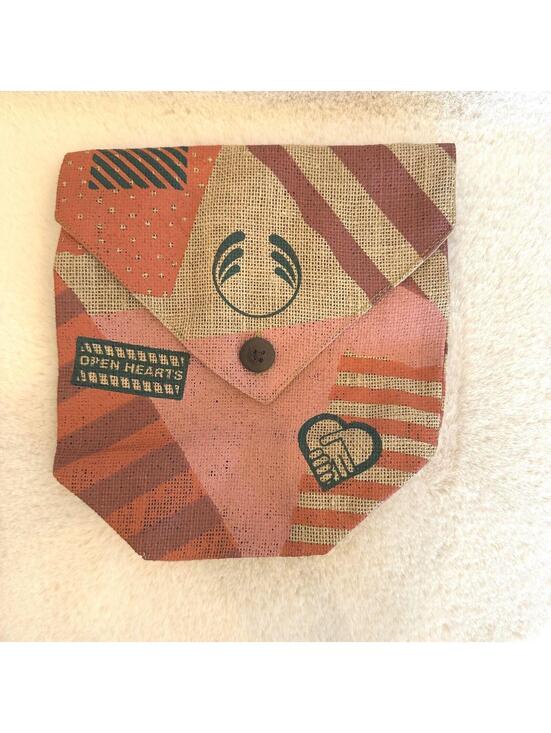 Bath & Body Works Handbags - Bath & Body Works Open Hearts Burlap Printed Pouch Cosmetic Bag 9” x 8.5”